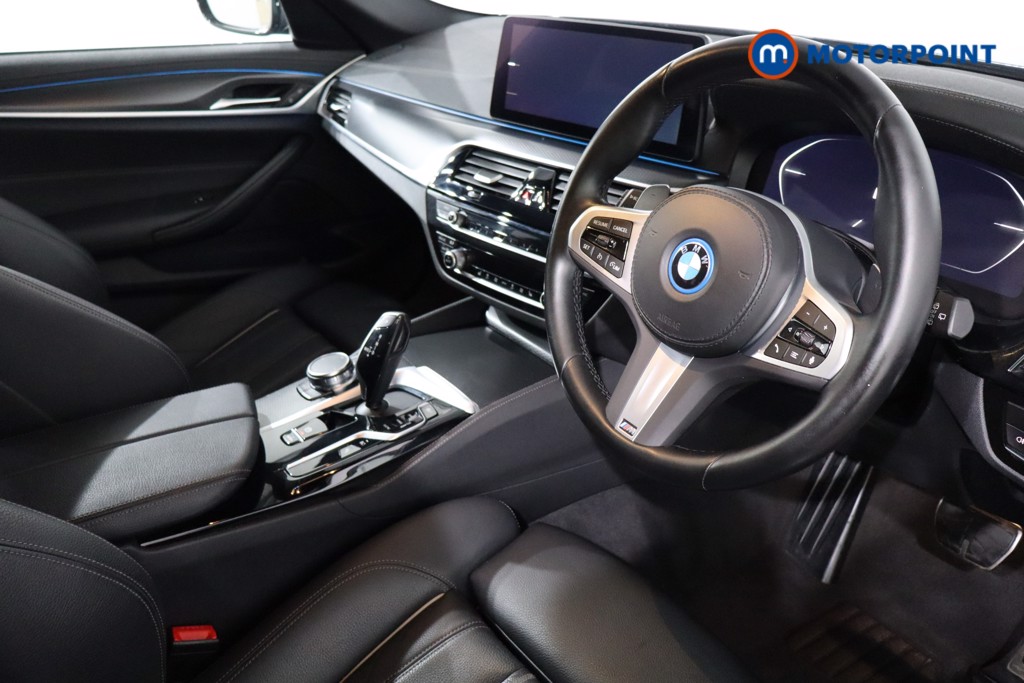 BMW 5 Series M Sport Automatic Petrol Plug-In Hybrid Estate - Stock Number (1542520) - 27th supplementary image
