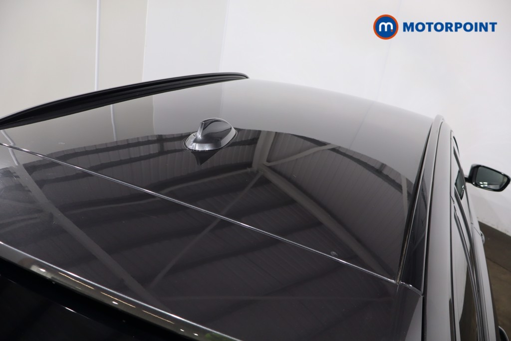 BMW 5 Series M Sport Automatic Petrol Plug-In Hybrid Estate - Stock Number (1542520) - 30th supplementary image