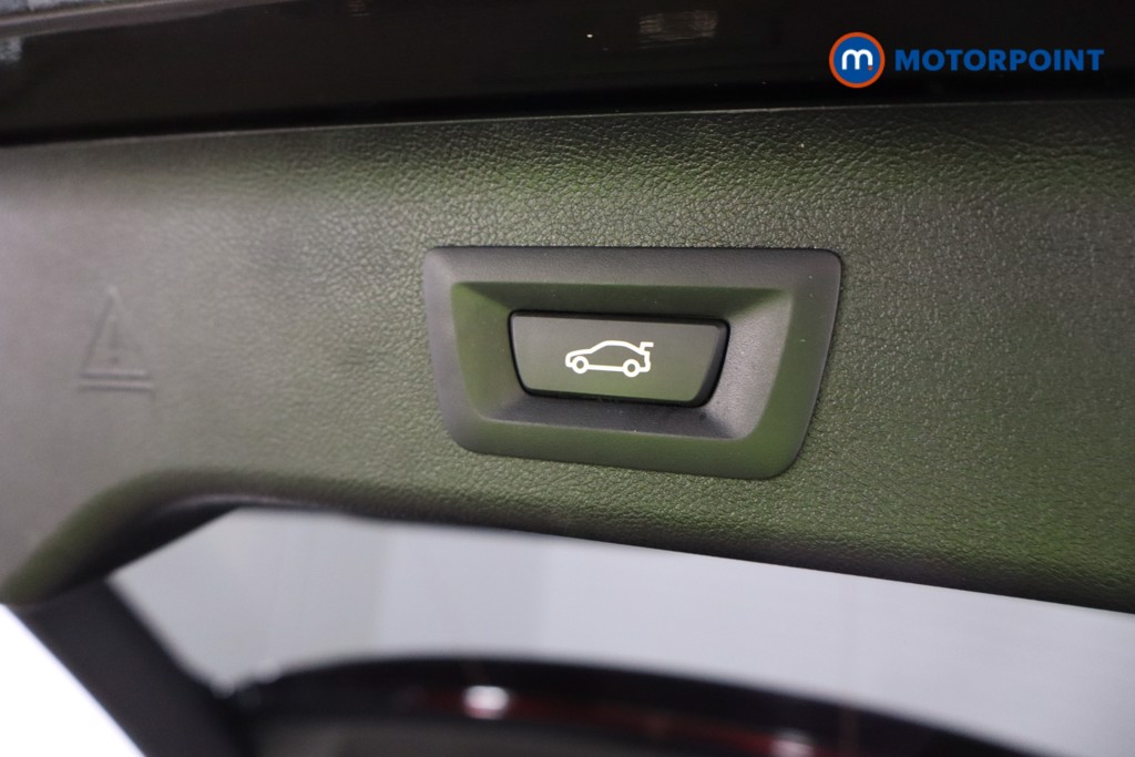 BMW 5 Series M Sport Automatic Petrol Plug-In Hybrid Estate - Stock Number (1542520) - 32nd supplementary image
