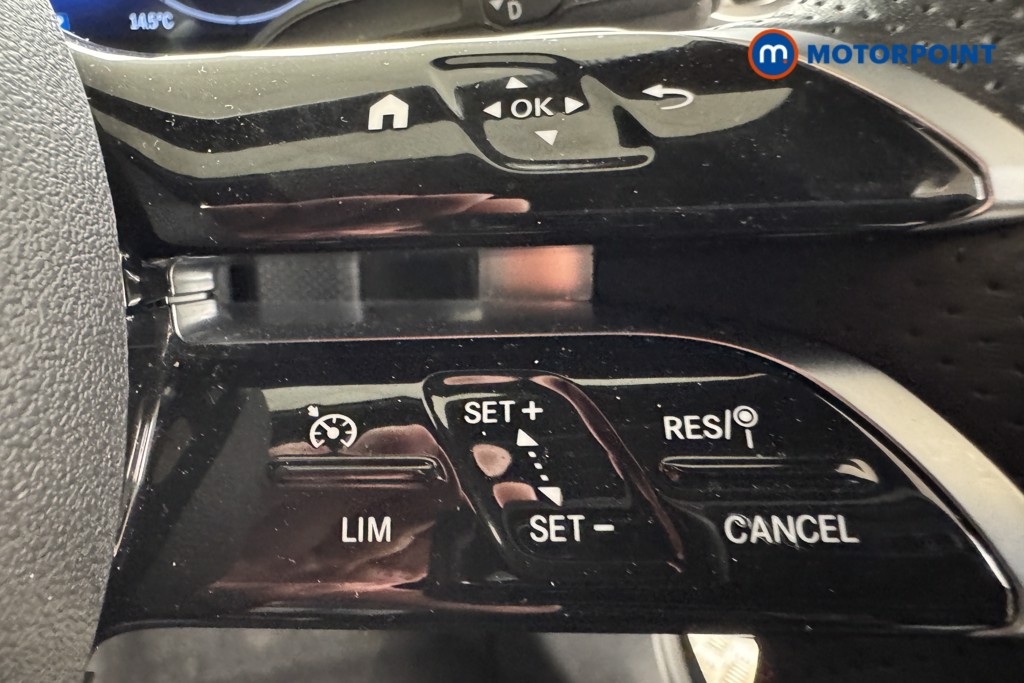 Mercedes-Benz A Class Amg Line Automatic Petrol Saloon - Stock Number (1542646) - 14th supplementary image