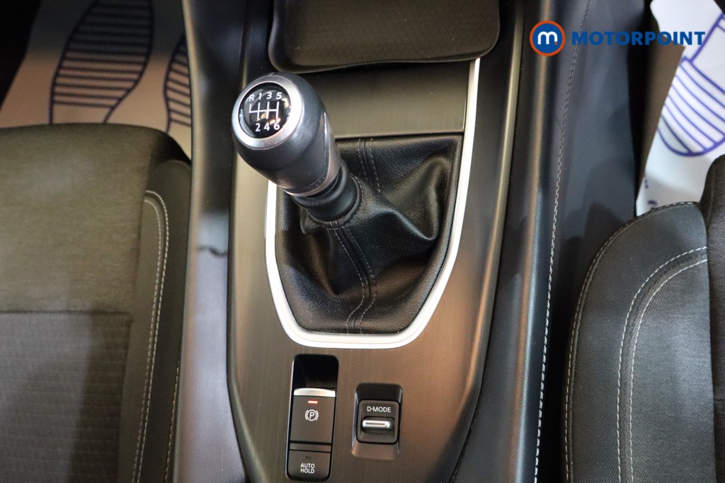 Nissan Qashqai N-Connecta Manual Petrol SUV - Stock Number (1542740) - 7th supplementary image