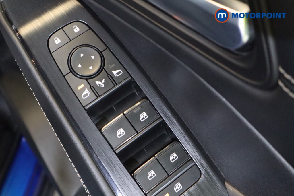 Nissan Qashqai N-Connecta Manual Petrol SUV - Stock Number (1542740) - 9th supplementary image