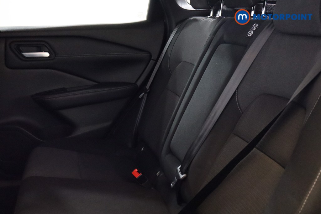 Nissan Qashqai N-Connecta Manual Petrol SUV - Stock Number (1542740) - 13th supplementary image