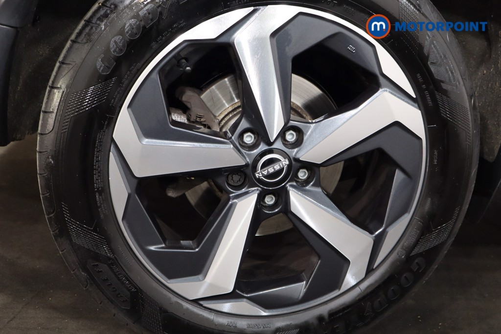 Nissan Qashqai N-Connecta Manual Petrol SUV - Stock Number (1542740) - 18th supplementary image