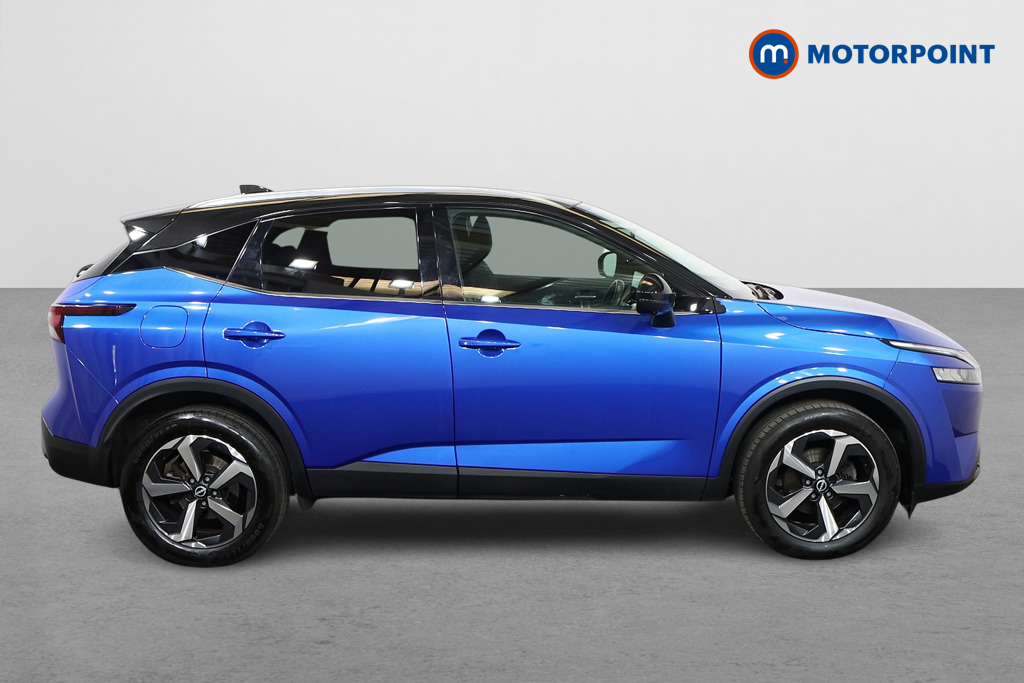 Nissan Qashqai N-Connecta Manual Petrol SUV - Stock Number (1542740) - Drivers side