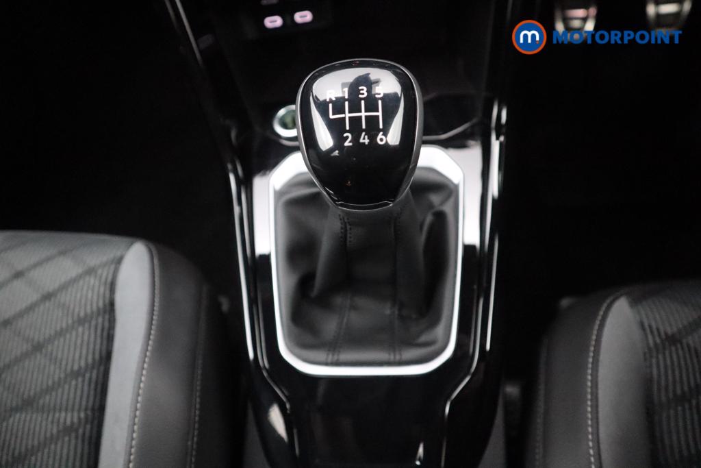 Volkswagen T-Roc R-Line Manual Petrol SUV - Stock Number (1542860) - 7th supplementary image