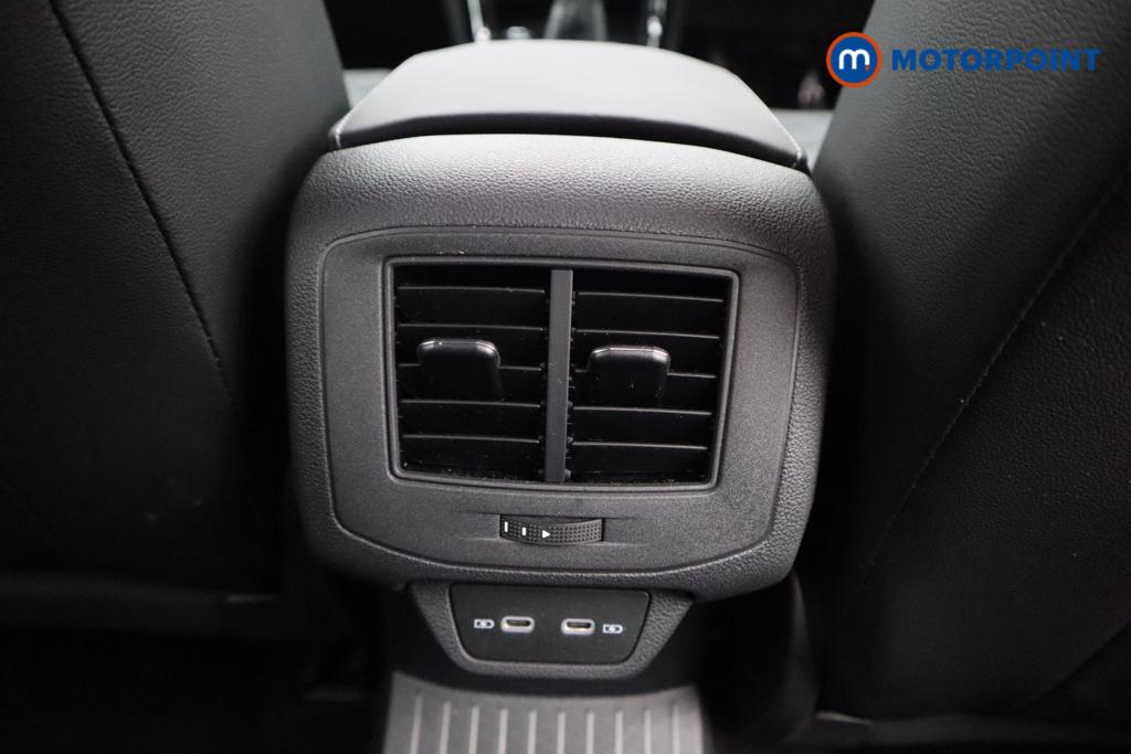 Volkswagen T-Roc R-Line Manual Petrol SUV - Stock Number (1542860) - 21st supplementary image