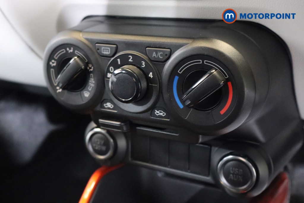 Suzuki Ignis Sz-T Manual Petrol SUV - Stock Number (1543022) - 4th supplementary image