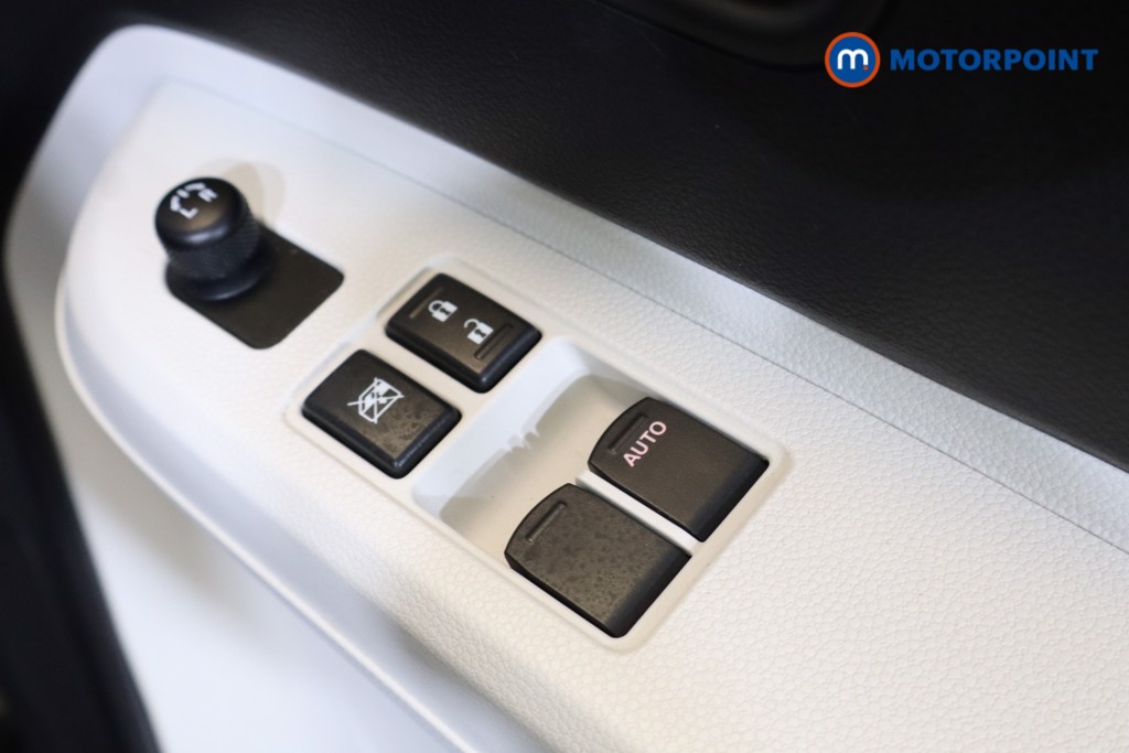 Suzuki Ignis Sz-T Manual Petrol SUV - Stock Number (1543022) - 7th supplementary image