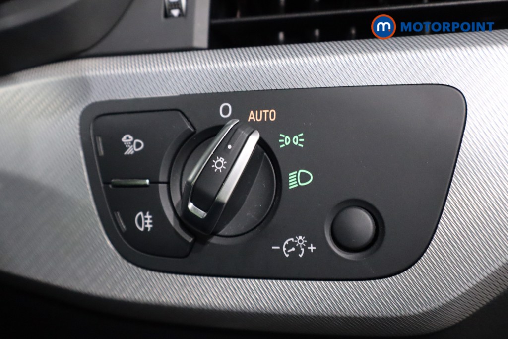 Audi A4 Sport Automatic Diesel Saloon - Stock Number (1543271) - 22nd supplementary image