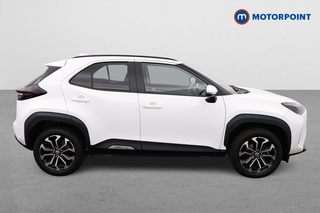 Toyota Yaris Cross Design Automatic Petrol-Electric Hybrid Estate - Stock Number (1543289) - Drivers side