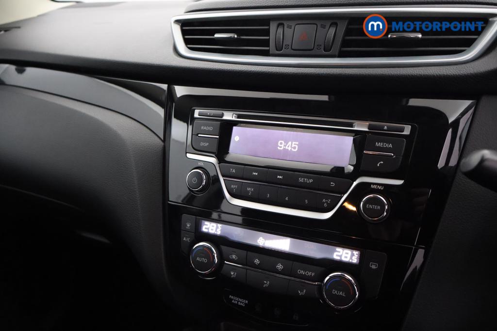 Nissan Qashqai Acenta Automatic Petrol SUV - Stock Number (1543298) - 5th supplementary image