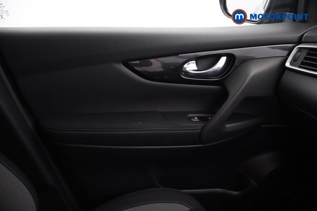 Nissan Qashqai Acenta Automatic Petrol SUV - Stock Number (1543298) - 8th supplementary image