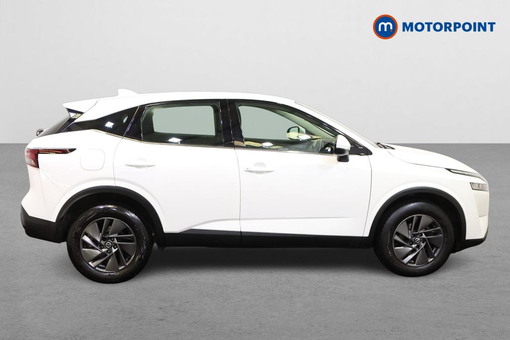Nissan Qashqai Acenta Premium Manual Petrol SUV - Stock Number (1543328) - Drivers side