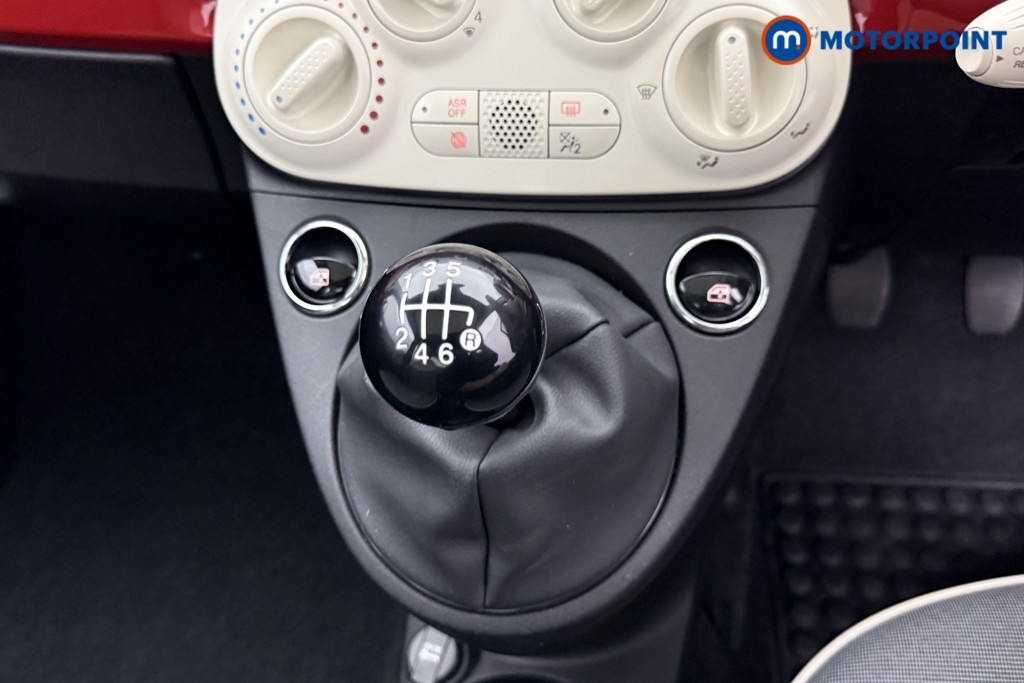 Fiat 500 Lounge Manual Petrol-Electric Hybrid Hatchback - Stock Number (1543369) - 10th supplementary image