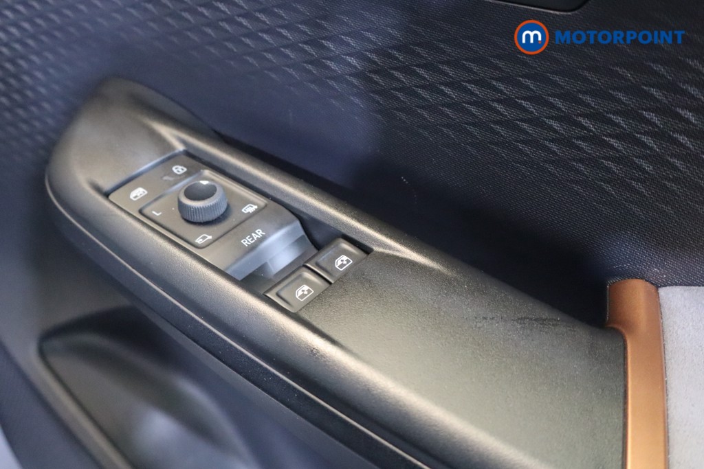 Cupra Born V2 Automatic Electric Hatchback - Stock Number (1543792) - 7th supplementary image