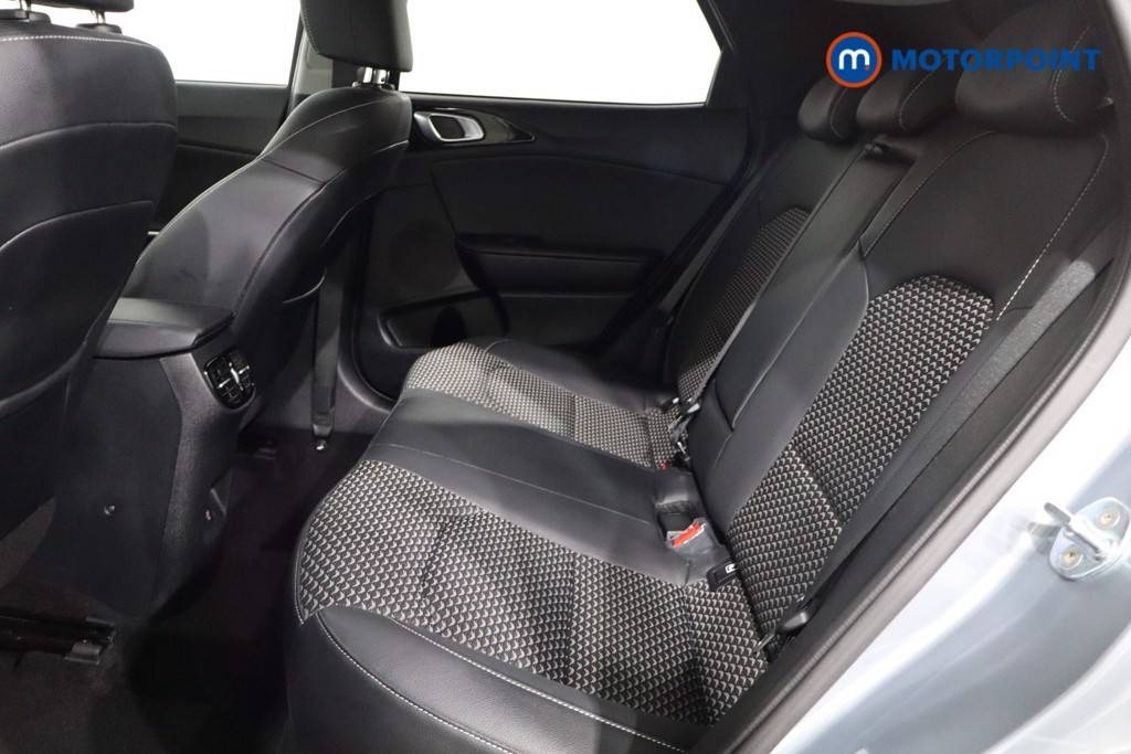 KIA Xceed 3 Manual Petrol Hatchback - Stock Number (1543907) - 5th supplementary image
