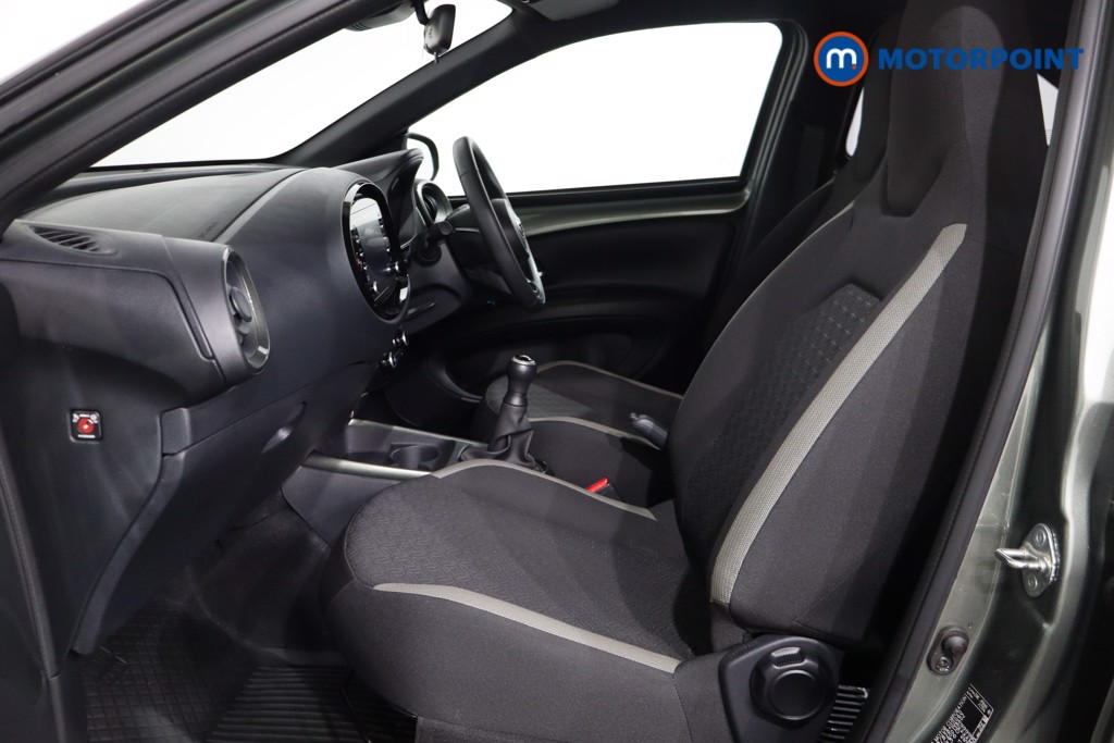 Toyota Aygo X Edge Manual Petrol Hatchback - Stock Number (1544010) - 4th supplementary image