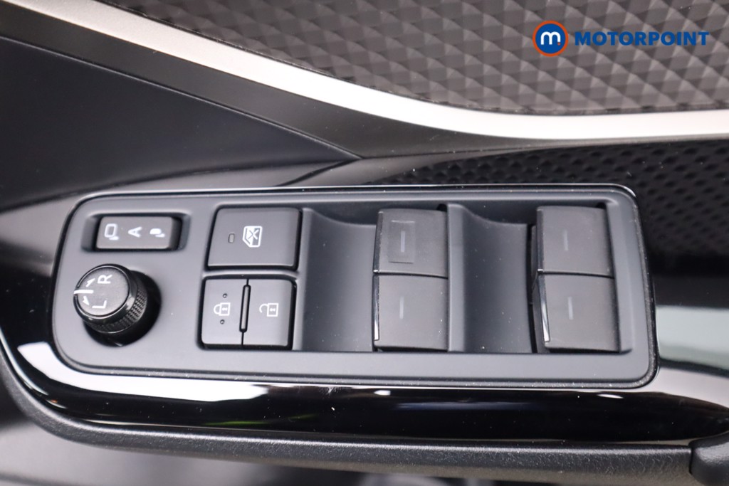 Toyota C-Hr Excel Automatic Petrol-Electric Hybrid SUV - Stock Number (1544302) - 4th supplementary image