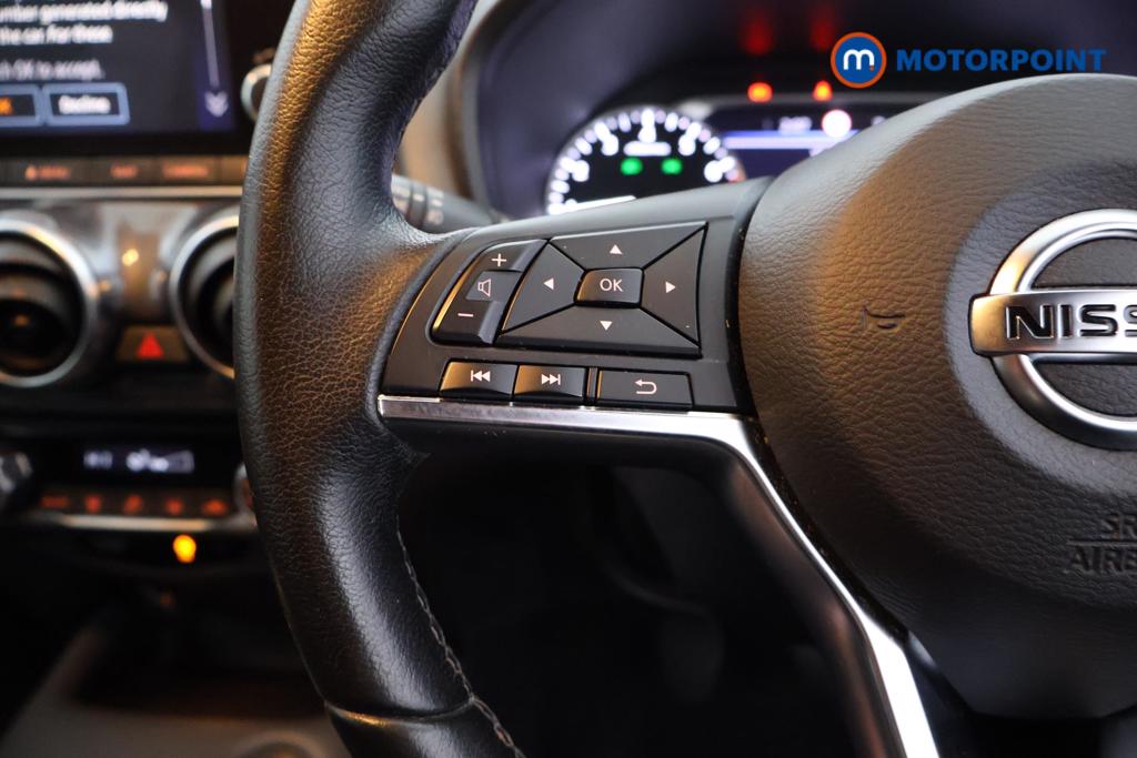 Nissan Juke N-Connecta Manual Petrol SUV - Stock Number (1544534) - 2nd supplementary image
