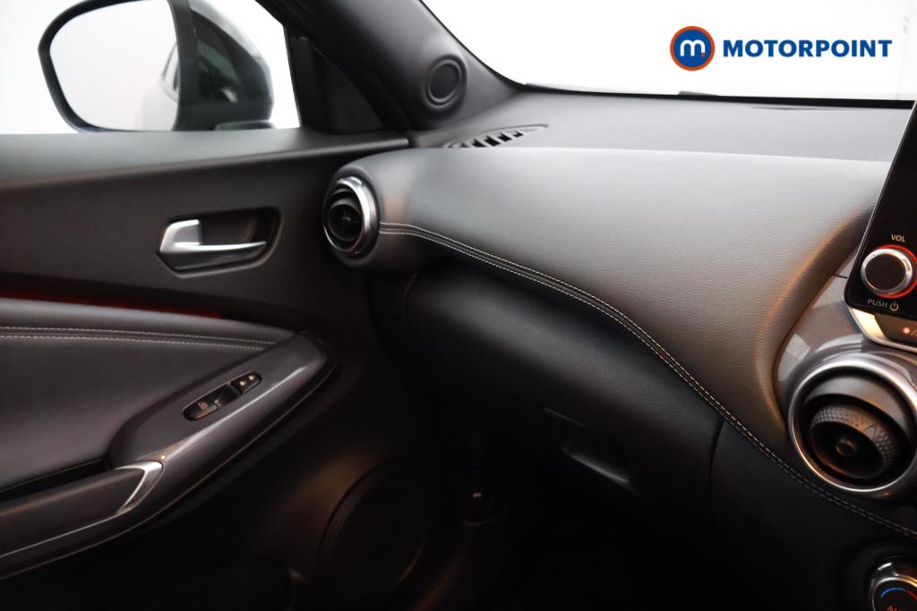 Nissan Juke N-Connecta Manual Petrol SUV - Stock Number (1544534) - 7th supplementary image