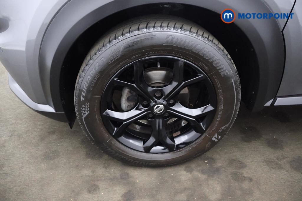 Nissan Juke N-Connecta Manual Petrol SUV - Stock Number (1544534) - 16th supplementary image