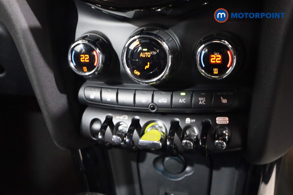 Mini Hatchback Cooper S Level 2 Automatic Electric Hatchback - Stock Number (1519850) - 4th supplementary image
