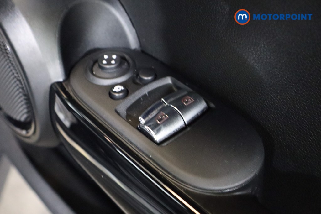 Mini Hatchback Cooper S Level 2 Automatic Electric Hatchback - Stock Number (1519850) - 8th supplementary image