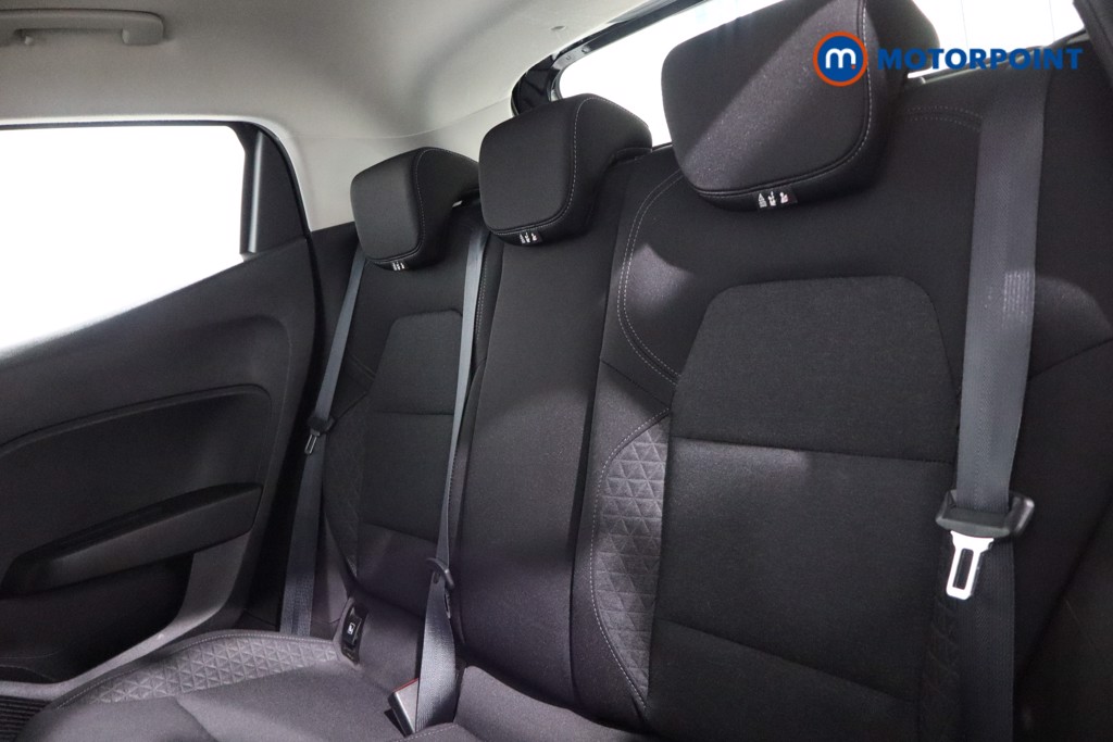 Renault Clio Play Manual Petrol Hatchback - Stock Number (1521506) - 5th supplementary image