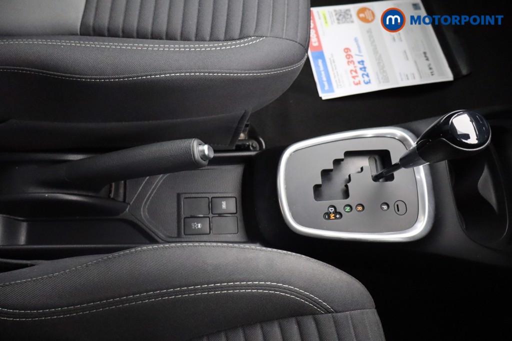 Toyota Yaris Icon Tech Automatic Petrol Hatchback - Stock Number (1522519) - 7th supplementary image