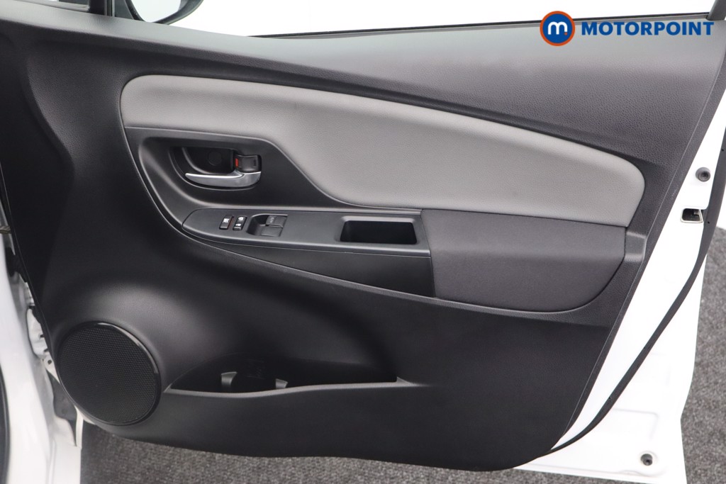 Toyota Yaris Icon Tech Automatic Petrol Hatchback - Stock Number (1522519) - 14th supplementary image