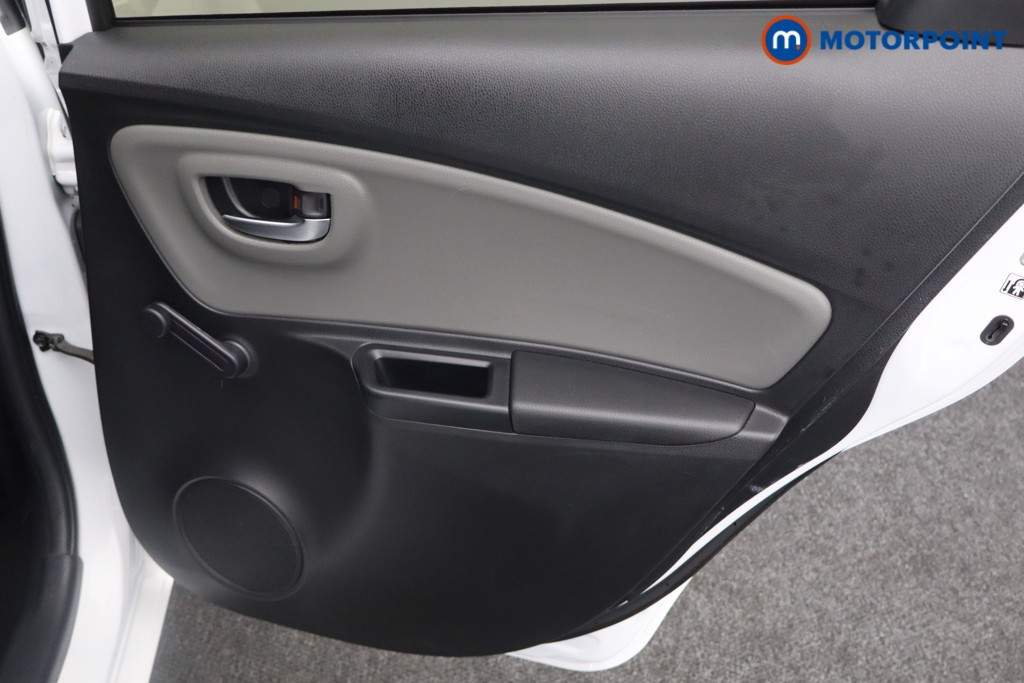 Toyota Yaris Icon Tech Automatic Petrol Hatchback - Stock Number (1522519) - 15th supplementary image