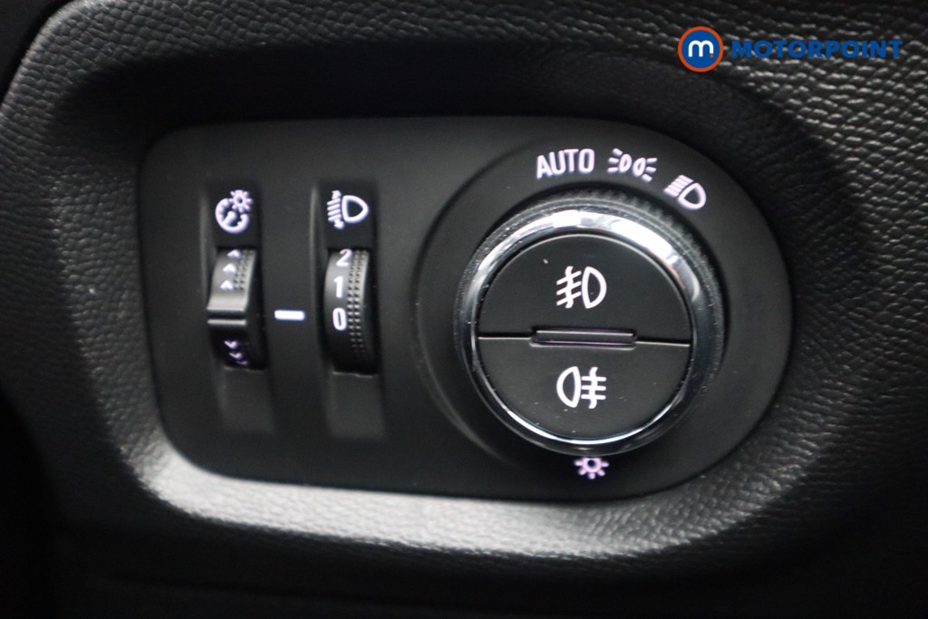Vauxhall Corsa Elite Nav Automatic Petrol Hatchback - Stock Number (1525633) - 14th supplementary image