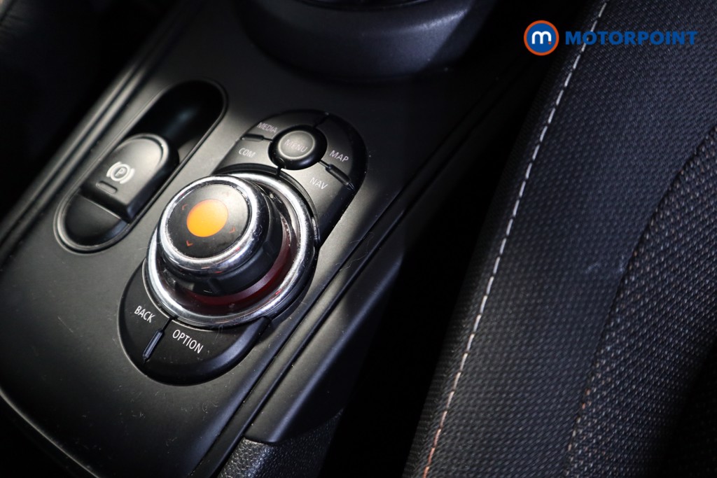Mini Countryman Cooper Manual Petrol SUV - Stock Number (1530699) - 8th supplementary image