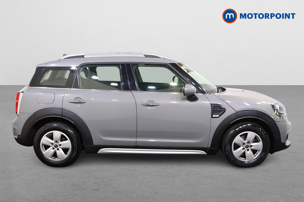 Mini Countryman Cooper Manual Petrol SUV - Stock Number (1530699) - Drivers side