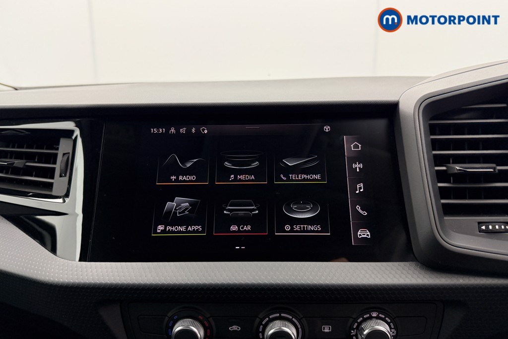 Audi A1 Technik Manual Petrol Hatchback - Stock Number (1531468) - 9th supplementary image