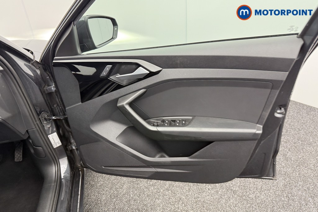 Audi A1 Technik Manual Petrol Hatchback - Stock Number (1531468) - 16th supplementary image