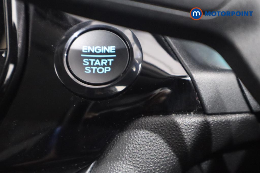 Ford Fiesta Titanium Manual Petrol-Electric Hybrid Hatchback - Stock Number (1531990) - 5th supplementary image