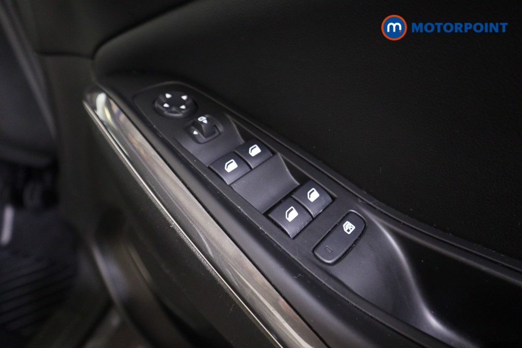 Vauxhall Grandland X Griffin Edition Manual Petrol SUV - Stock Number (1532572) - 10th supplementary image