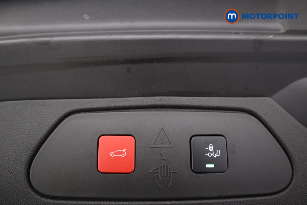 Vauxhall Grandland X Griffin Edition Manual Petrol SUV - Stock Number (1532572) - 14th supplementary image