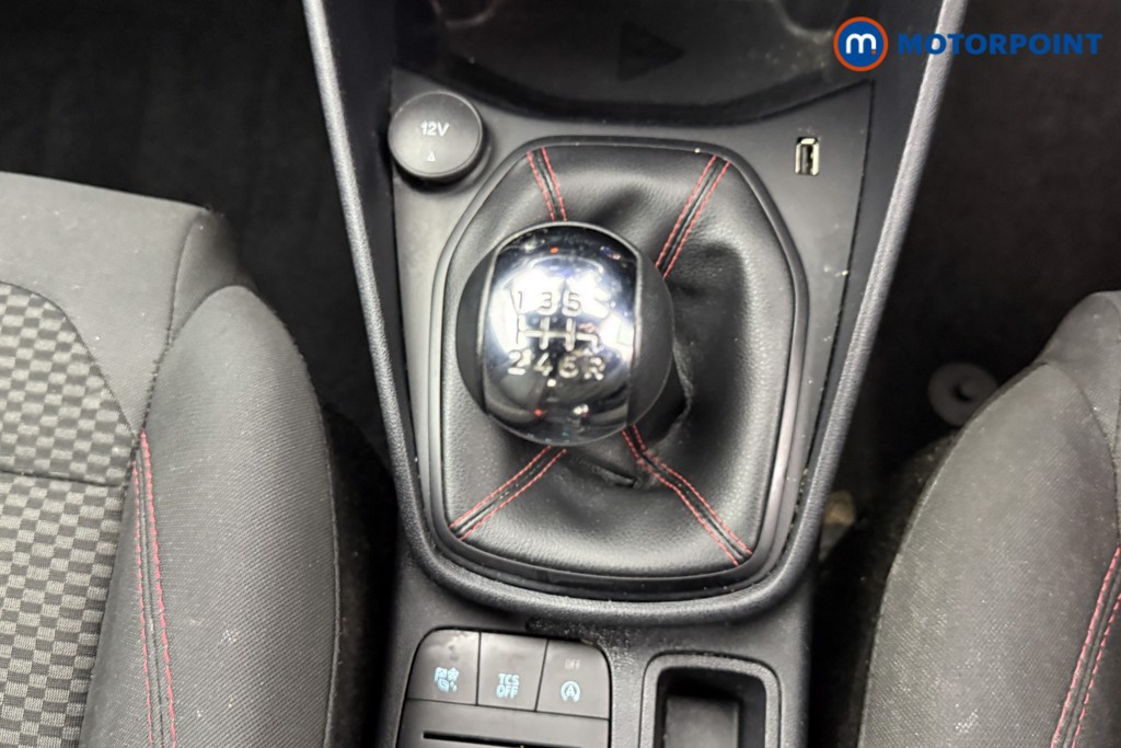 Ford Fiesta St-Line Edition Manual Petrol-Electric Hybrid Hatchback - Stock Number (1534072) - 11th supplementary image