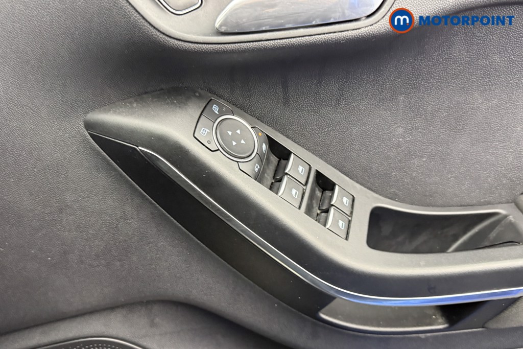 Ford Fiesta St-Line Edition Manual Petrol-Electric Hybrid Hatchback - Stock Number (1534072) - 16th supplementary image