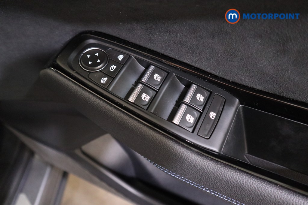 Renault Austral Iconic Esprit Alpine Automatic Petrol-Electric Hybrid SUV - Stock Number (1534268) - 9th supplementary image