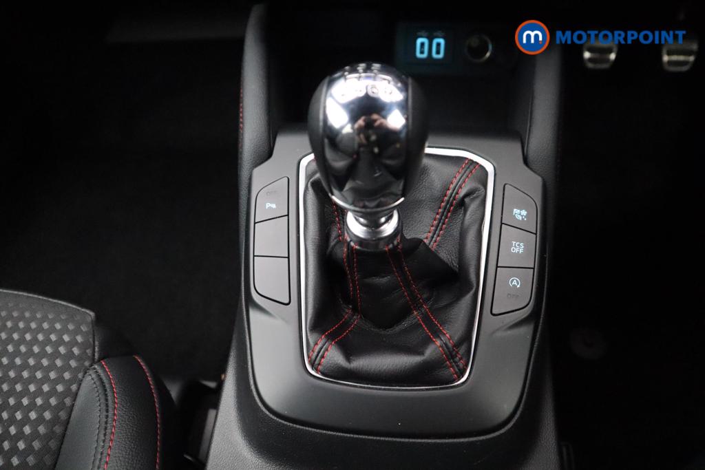 Ford Focus St-Line X Edition Manual Petrol-Electric Hybrid Hatchback - Stock Number (1536426) - 7th supplementary image