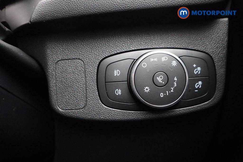 Ford Focus St-Line X Edition Manual Petrol-Electric Hybrid Hatchback - Stock Number (1536426) - 17th supplementary image