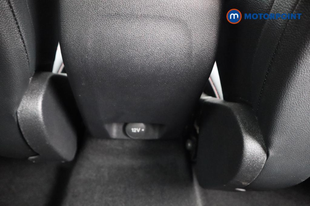 Ford Focus St-Line X Edition Manual Petrol-Electric Hybrid Hatchback - Stock Number (1536426) - 21st supplementary image