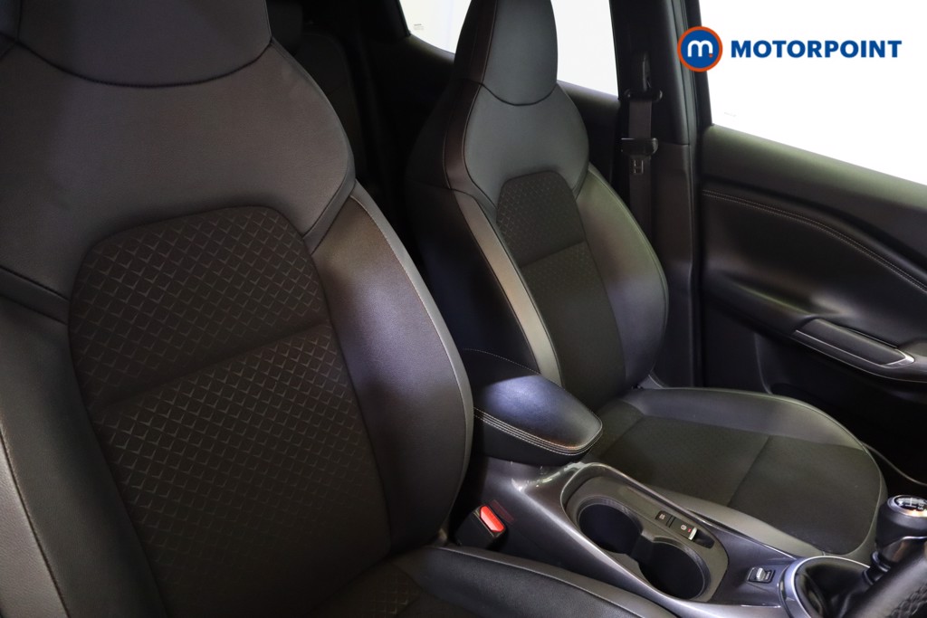 Nissan Juke N-Connecta Manual Petrol SUV - Stock Number (1536849) - 12th supplementary image