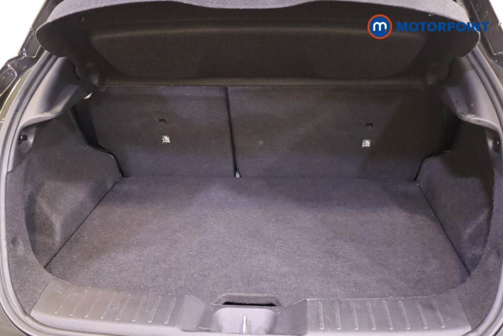 Nissan Juke N-Connecta Manual Petrol SUV - Stock Number (1536849) - 17th supplementary image