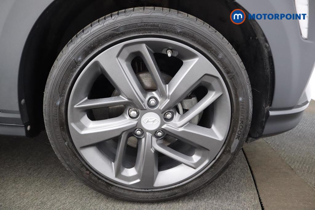 Hyundai Kona Premium Manual Petrol SUV - Stock Number (1537119) - 11th supplementary image