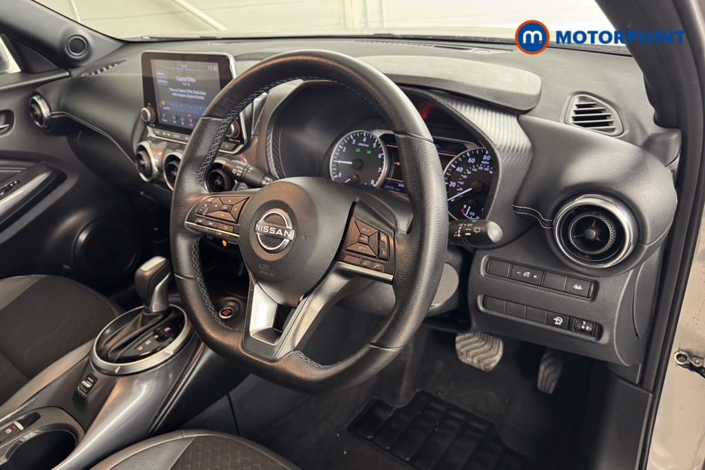 Nissan Juke N-Connecta Automatic Petrol SUV - Stock Number (1537266) - 7th supplementary image